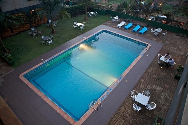 Ivys Hotel Kampala Bagian luar foto